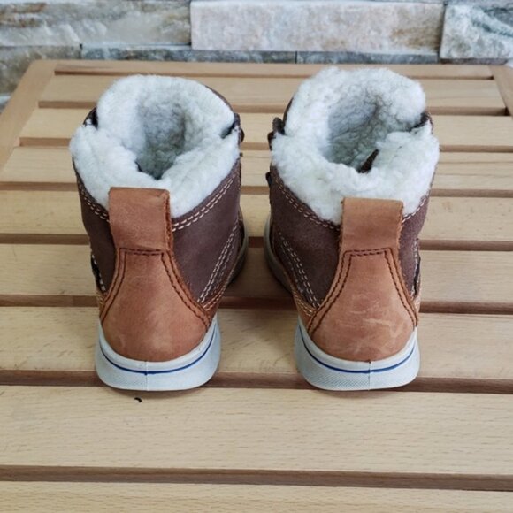 ECCO Kids First Mid Cut Lace Boot - Picture 8 of 9